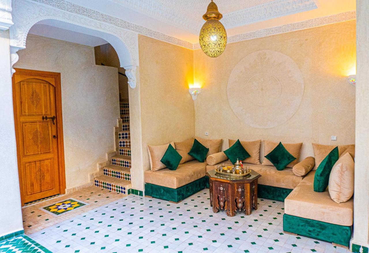 Guest house Louaya 3*